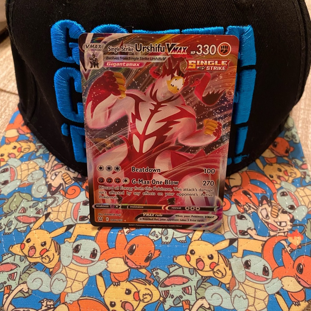 Pokemon Single Strike Urshifu VMAX Card